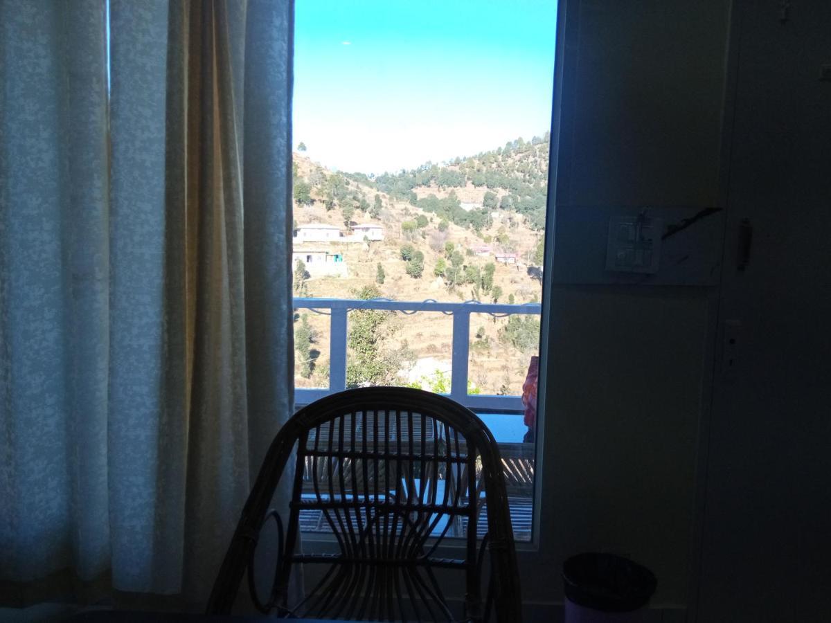 In Apple Estate Kanatal - Himalayan View Resort With Courteous Staff Eksteriør billede