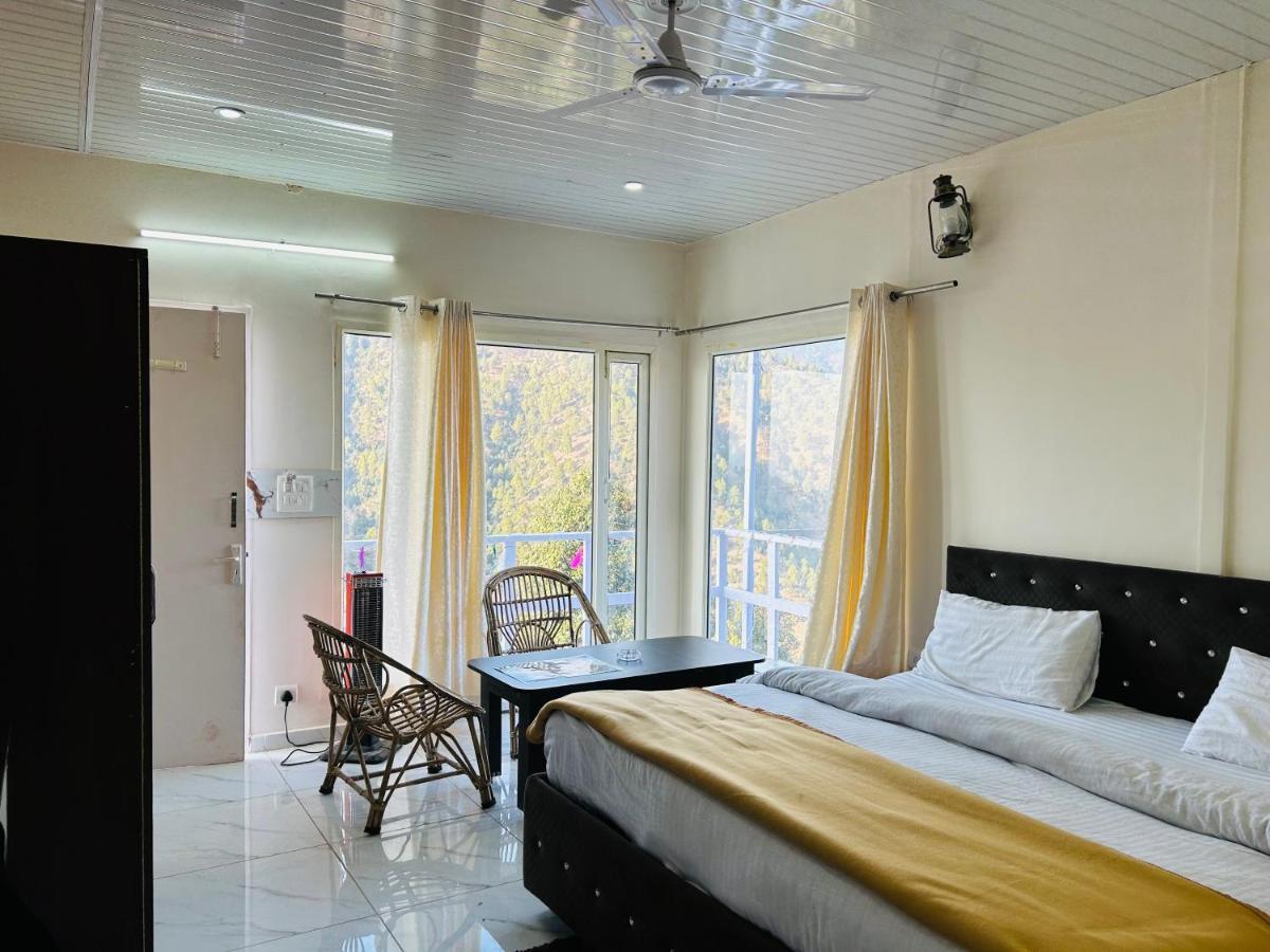 In Apple Estate Kanatal - Himalayan View Resort With Courteous Staff Eksteriør billede